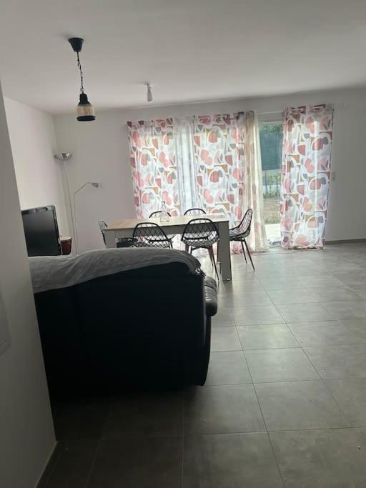 Appartement T3 Rez De Jardin لوسيانا المظهر الخارجي الصورة