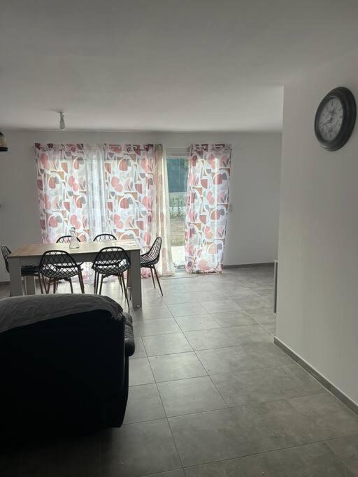 Appartement T3 Rez De Jardin لوسيانا المظهر الخارجي الصورة
