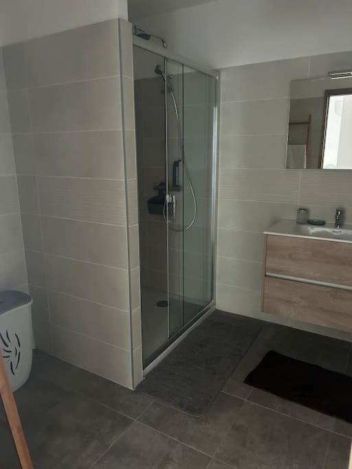 Appartement T3 Rez De Jardin لوسيانا المظهر الخارجي الصورة